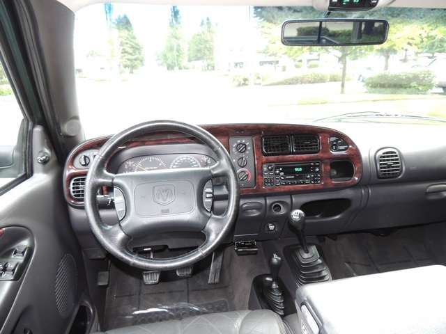 1999 Dodge Ram 2500 4X4  Diesel / Short Bed   - Photo 27 - Portland, OR 97217