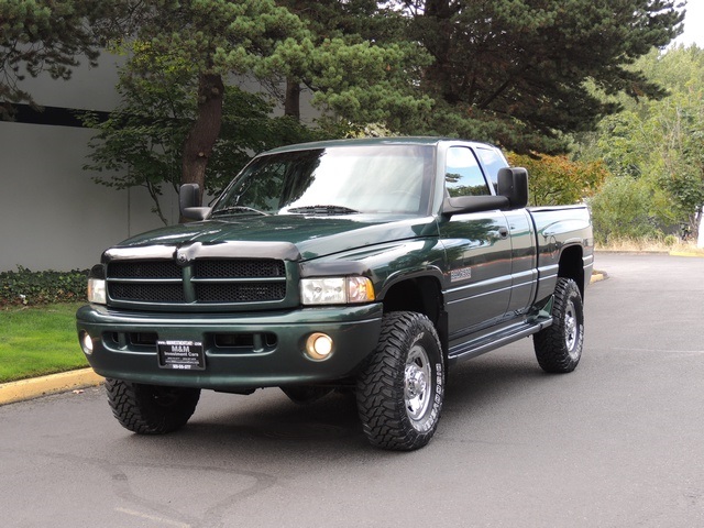 1999 Dodge Ram 2500 4X4  Diesel / Short Bed   - Photo 41 - Portland, OR 97217