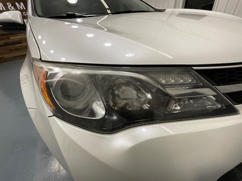 2013 Toyota RAV4 Limited AWD / Leather / Sunroof / Blind Spot Alert  / LOCAL w. ZERO RUST - Photo 27 - Gladstone, OR 97027