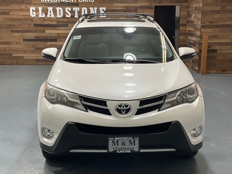 2013 Toyota RAV4 Limited AWD / Leather / Sunroof / Blind Spot Alert  / LOCAL w. ZERO RUST - Photo 5 - Gladstone, OR 97027