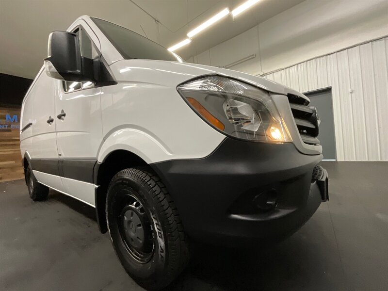 2016 Mercedes-Benz Sprinter 2500 CARGO VAN / 2.1L 4Cyl DIESEL / 1-OWNER/ CLEAN  1-OWNER LOCAL / STANDARD ROOF/ BRAND NEW TIRES / 92,000 MILES - Photo 26 - Gladstone, OR 97027