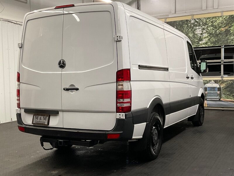 2016 Mercedes-Benz Sprinter 2500 CARGO VAN / 2.1L 4Cyl DIESEL / 1-OWNER/ CLEAN  1-OWNER LOCAL / STANDARD ROOF/ BRAND NEW TIRES / 92,000 MILES - Photo 8 - Gladstone, OR 97027