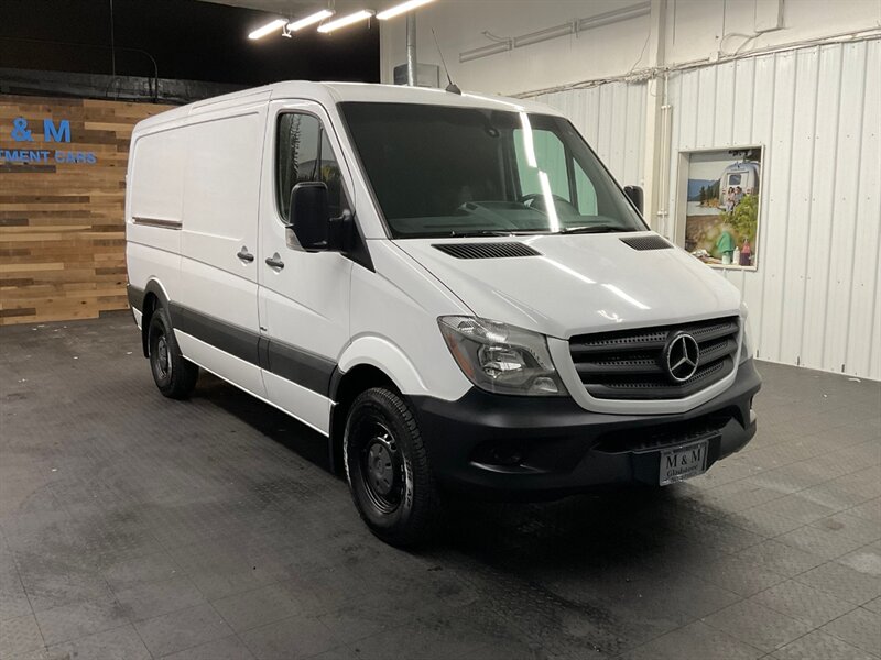 2016 Mercedes-Benz Sprinter 2500 CARGO VAN / 2.1L 4Cyl DIESEL / 1-OWNER/ CLEAN  1-OWNER LOCAL / STANDARD ROOF/ BRAND NEW TIRES / 92,000 MILES - Photo 2 - Gladstone, OR 97027