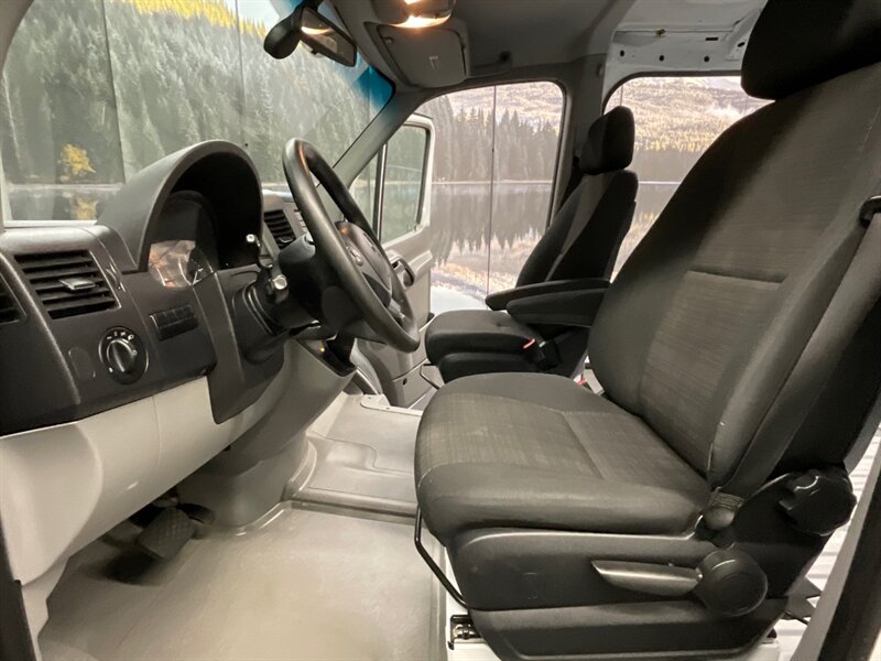 2016 Mercedes-Benz Sprinter 2500 CARGO VAN / 2.1L 4Cyl DIESEL / 1-OWNER/ CLEAN  1-OWNER LOCAL / STANDARD ROOF/ BRAND NEW TIRES / 92,000 MILES - Photo 16 - Gladstone, OR 97027