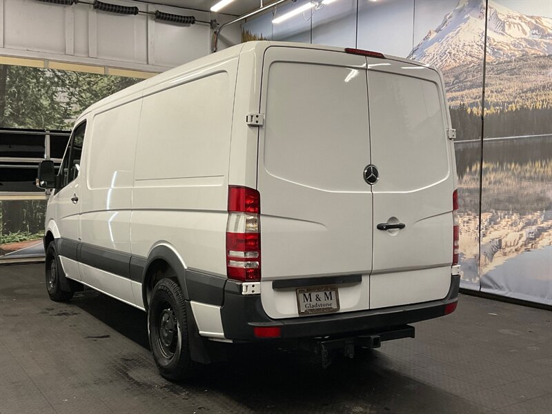 2016 Mercedes-Benz Sprinter 2500 CARGO VAN / 2.1L 4Cyl DIESEL / 1-OWNER/ CLEAN  1-OWNER LOCAL / STANDARD ROOF/ BRAND NEW TIRES / 92,000 MILES - Photo 7 - Gladstone, OR 97027