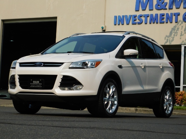 2013 Ford Escape Titanium / AWD / Leather / Panoramic Sunroof   - Photo 1 - Portland, OR 97217