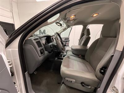 2008 Dodge Ram 3500 SLT 4X4 6-SPEED MANUAL / 6.7L CUMMINS DIESEL  / 1-TON SRW / LONG BED / ZERO RUST - Photo 11 - Gladstone, OR 97027