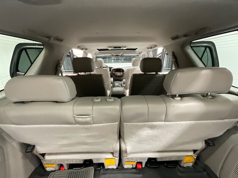 2007 Toyota Sequoia Limited Sport Utility 4X4 / 4.7l V8 / 1-OWNER / ZERO RUST / Leather Heated Seats / Navigation / GREAT SERVICE RECORDS / TIMING BELT SERVICE DONE - Photo 43 - Gladstone, OR 97027