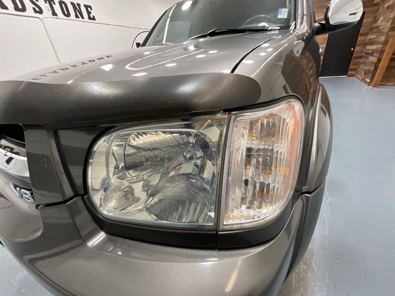 2007 Toyota Sequoia Limited Sport Utility 4X4 / 4.7l V8 / 1-OWNER / ZERO RUST / Leather Heated Seats / Navigation / GREAT SERVICE RECORDS / TIMING BELT SERVICE DONE - Photo 26 - Gladstone, OR 97027