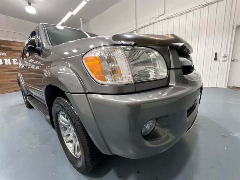 2007 Toyota Sequoia Limited Sport Utility 4X4 / 4.7l V8 / 1-OWNER / ZERO RUST / Leather Heated Seats / Navigation / GREAT SERVICE RECORDS / TIMING BELT SERVICE DONE - Photo 57 - Gladstone, OR 97027