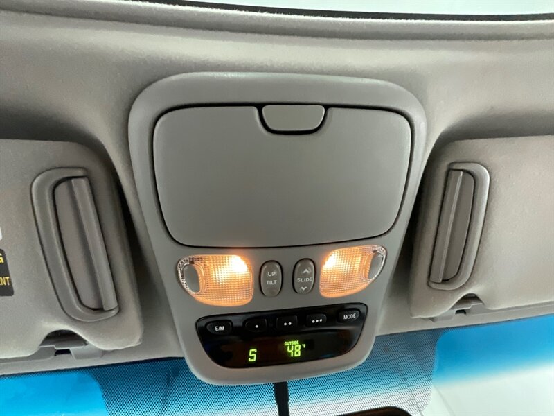 2007 Toyota Sequoia Limited Sport Utility 4X4 / 4.7l V8 / 1-OWNER / ZERO RUST / Leather Heated Seats / Navigation / GREAT SERVICE RECORDS / TIMING BELT SERVICE DONE - Photo 39 - Gladstone, OR 97027