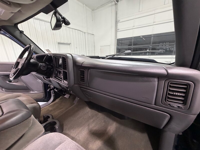 2005 Chevrolet Silverado 2500 LS 2500HD 4X4 6.0L V8 / NEW TIRES / ZERO RUST /SHORT BED / LOW MILES - Photo 35 - Gladstone, OR 97027