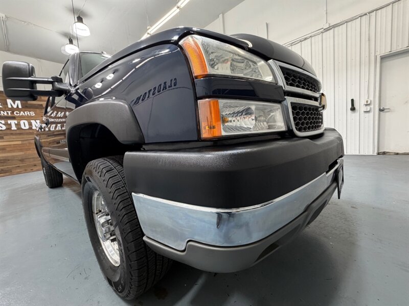 2005 Chevrolet Silverado 2500 LS 2500HD 4X4 6.0L V8 / NEW TIRES / ZERO RUST /SHORT BED / LOW MILES - Photo 50 - Gladstone, OR 97027