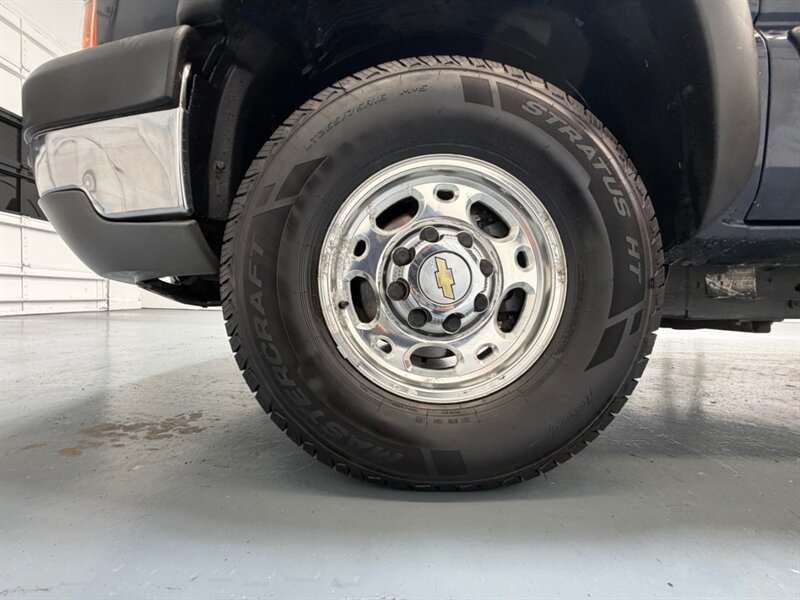 2005 Chevrolet Silverado 2500 LS 2500HD 4X4 6.0L V8 / NEW TIRES / ZERO RUST /SHORT BED / LOW MILES - Photo 23 - Gladstone, OR 97027