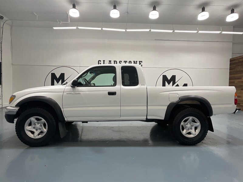2004 Toyota Tacoma SR5 Xtracab 4X4 / 2.7L 4Cyl / 1-OWNER LOCAL / ZERO RUST - Photo 3 - Gladstone, OR 97027