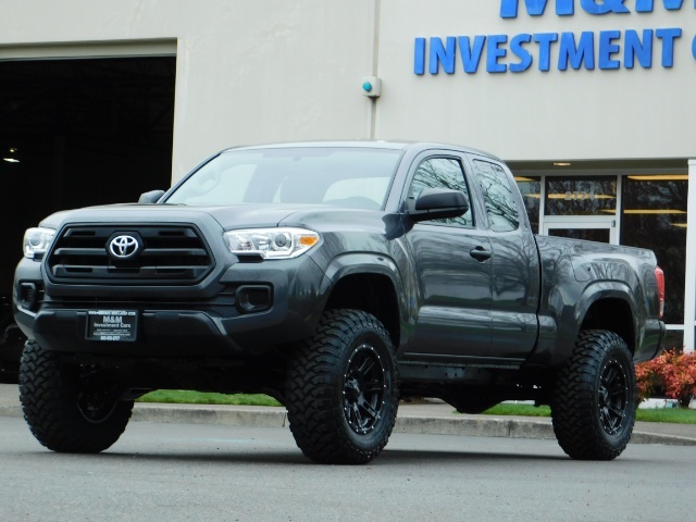 2017 Toyota Tacoma SR / 4X4 / 5-SPEED MANUAL / LIFTED LIFTED   - Photo 41 - Portland, OR 97217