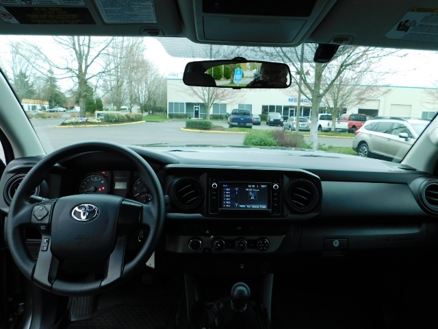 2017 Toyota Tacoma SR / 4X4 / 5-SPEED MANUAL / LIFTED LIFTED   - Photo 33 - Portland, OR 97217