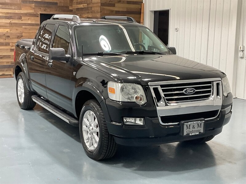 2007 Ford Explorer Sport Trac Limited Sport Utility Pickup 4X4 / V8 / Leather  / Heated Seats /Sunroof / Backup Camera / ZERO RUST - Photo 2 - Gladstone, OR 97027