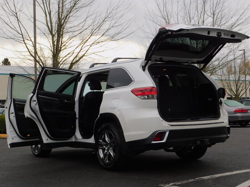 2017 Toyota Highlander Limited Platinum AWD/ Pano Sunroof / 1-OWNER