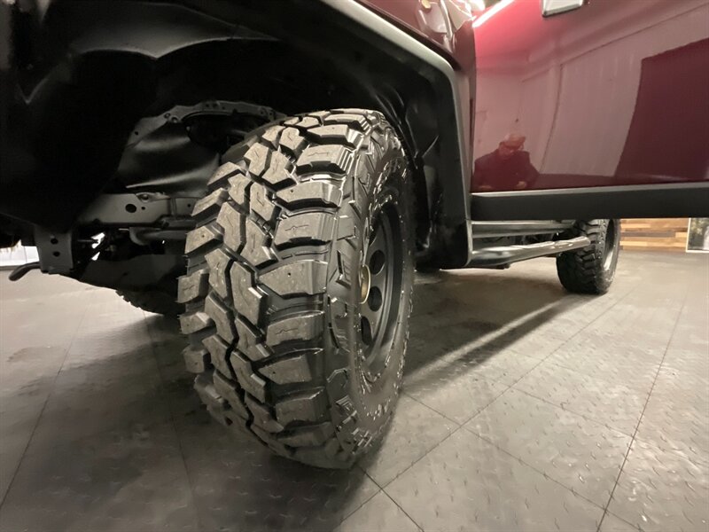 2007 Toyota FJ Cruiser 4dr SUV 4X4 / Navi/ 1-OWNER / LIFTED / 65,000 MILE  LIFTED w/ BRAND NEW WHEELS & TIRES / CUSTOM BUILT / 65,000 MILES - Photo 24 - Gladstone, OR 97027