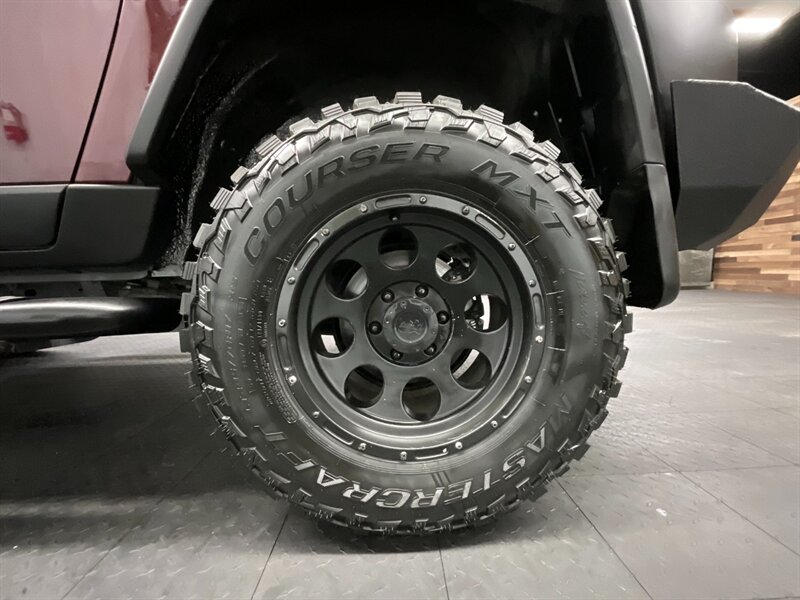 2007 Toyota FJ Cruiser 4dr SUV 4X4 / Navi/ 1-OWNER / LIFTED / 65,000 MILE  LIFTED w/ BRAND NEW WHEELS & TIRES / CUSTOM BUILT / 65,000 MILES - Photo 23 - Gladstone, OR 97027