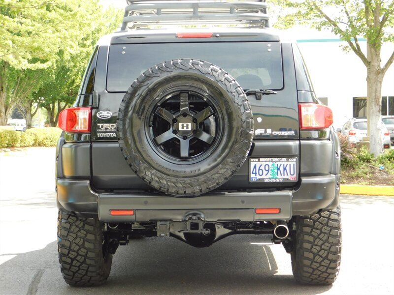 2007 Toyota FJ Cruiser SR5 4Dr / 4x4 / Rear Diff Locks / 33 " MUD / LIFTED   - Photo 6 - Portland, OR 97217