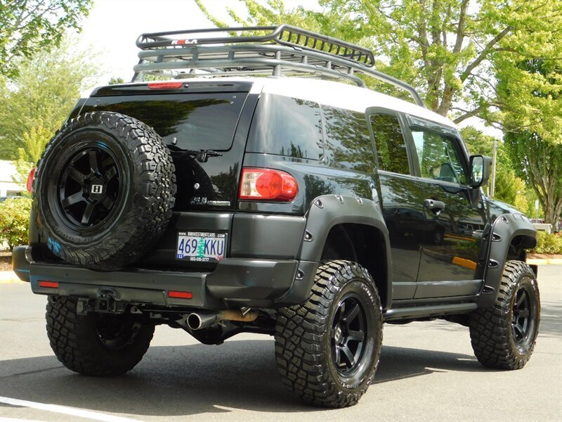 2007 Toyota FJ Cruiser SR5 4Dr / 4x4 / Rear Diff Locks / 33 " MUD / LIFTED   - Photo 8 - Portland, OR 97217