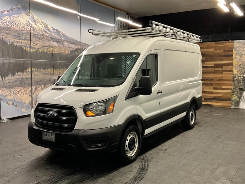 2020 Ford Transit CARGO VAN 250 / 3.5L V6 / 6,000 MILES  1-OWNER LOCAL VAN / LEATHER SEATS / SWB MEDIUM ROOF / ROOF RACK / CLEAN - Photo 17 - Gladstone, OR 97027