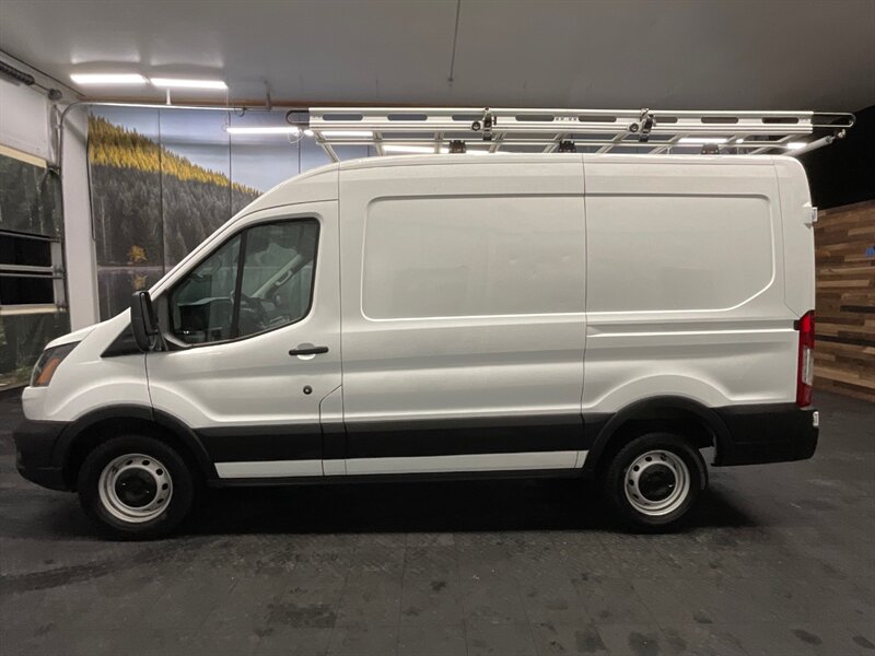 2020 Ford Transit CARGO VAN 250 / 3.5L V6 / 6,000 MILES  1-OWNER LOCAL VAN / LEATHER SEATS / SWB MEDIUM ROOF / ROOF RACK / CLEAN - Photo 3 - Gladstone, OR 97027