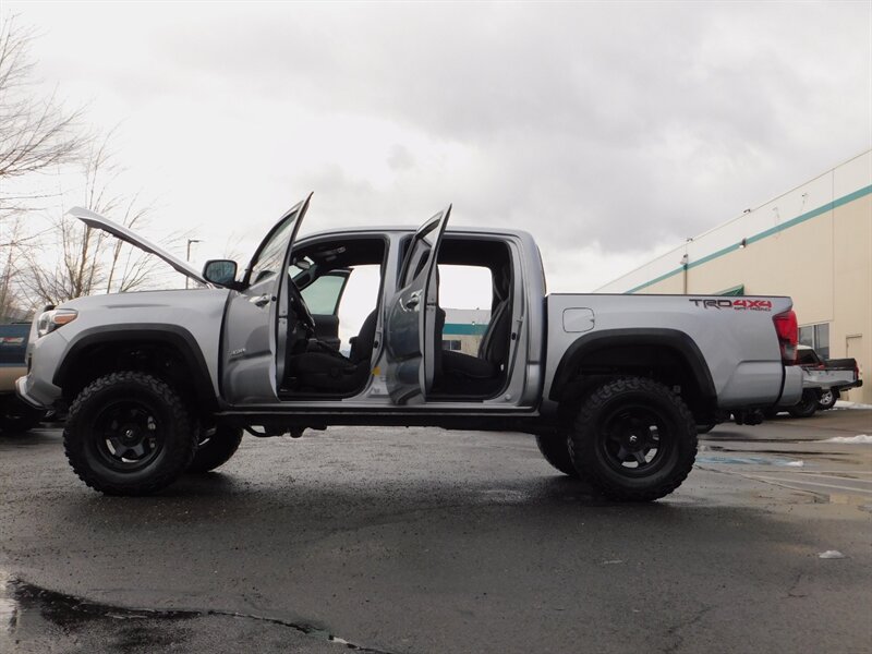 2019 Toyota Tacoma TRD Off-Road 4X4 / 6-SPEED / LIFTED / 22,000 MILES   - Photo 29 - Portland, OR 97217