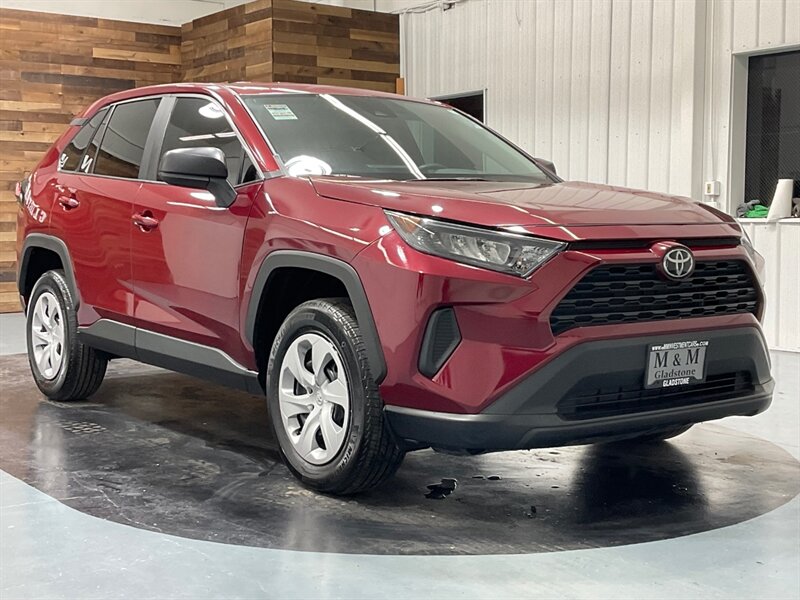 2022 Toyota RAV4 LE Sport Utility AWD / LOCAL SUV /  21,000 MILES  / Rear View Camera - Photo 53 - Gladstone, OR 97027