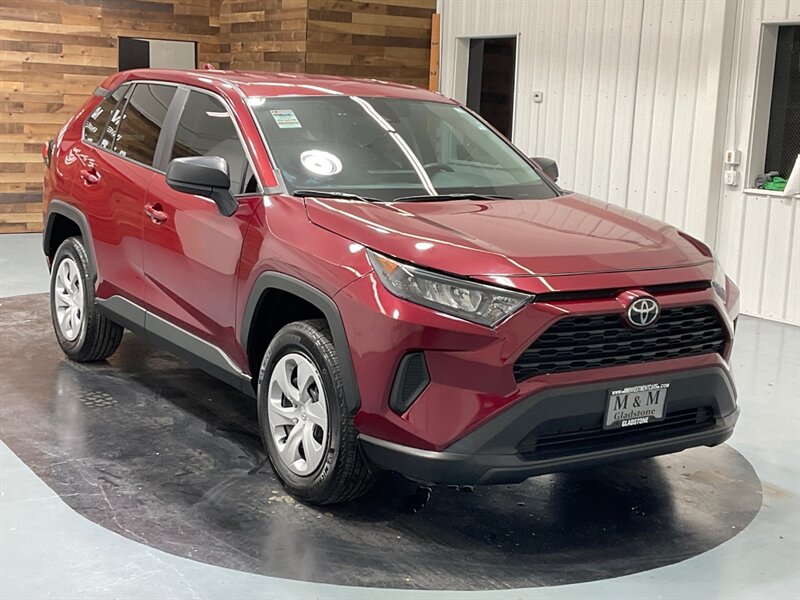 2022 Toyota RAV4 LE Sport Utility AWD / LOCAL SUV /  21,000 MILES  / Rear View Camera - Photo 2 - Gladstone, OR 97027