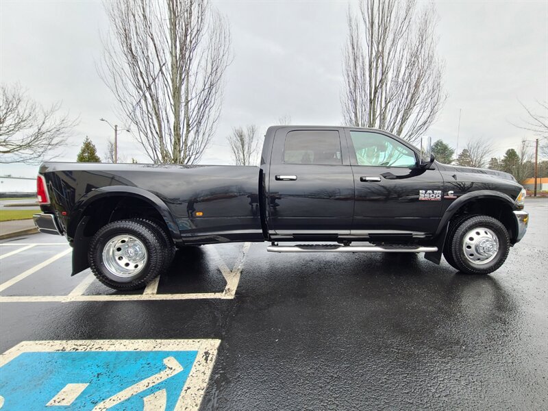 2018 RAM Ram Pickup 3500 Laramie  / 6.7L CUMMINS Turbo / Every Factory Upgrade / Ventilated Leather / LOCAL TRADE / LIKE NEW - Photo 4 - Portland, OR 97217