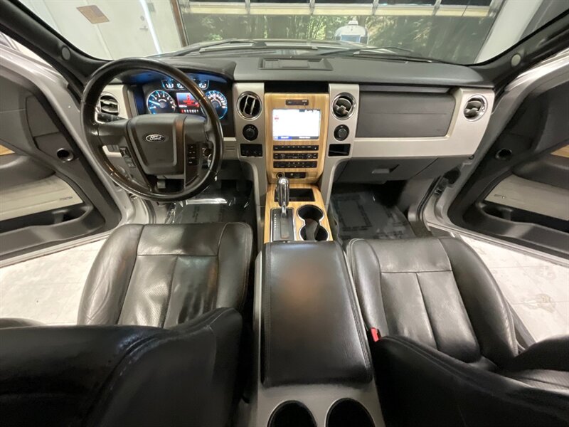 2011 Ford F-150 Lariat  / Leather w. Heated & Cooled Seats / Navigation & Backup Camera / 6.5FT BED / 158,000 MILES - Photo 15 - Gladstone, OR 97027