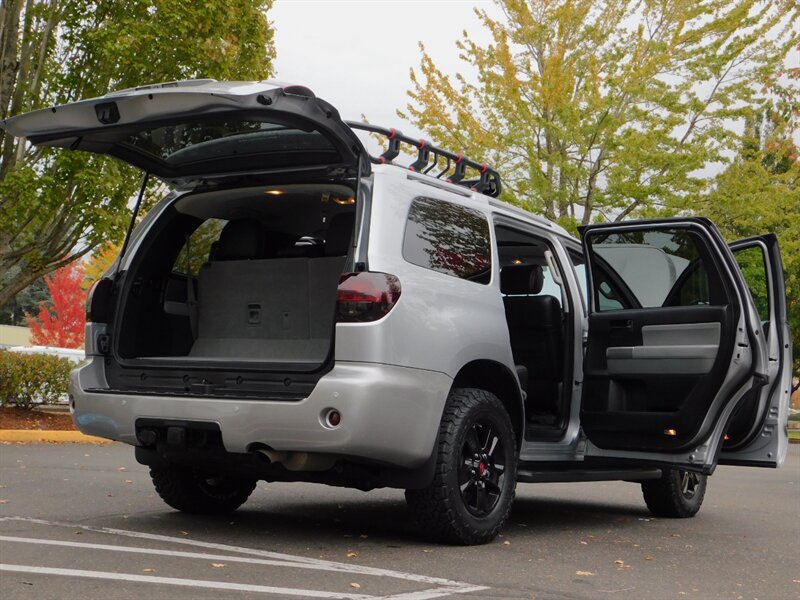 2019 Toyota Sequoia TRD CUSTOM UPGRADE 4X4 / TRD PRO Leather TYGER RAC   - Photo 29 - Portland, OR 97217