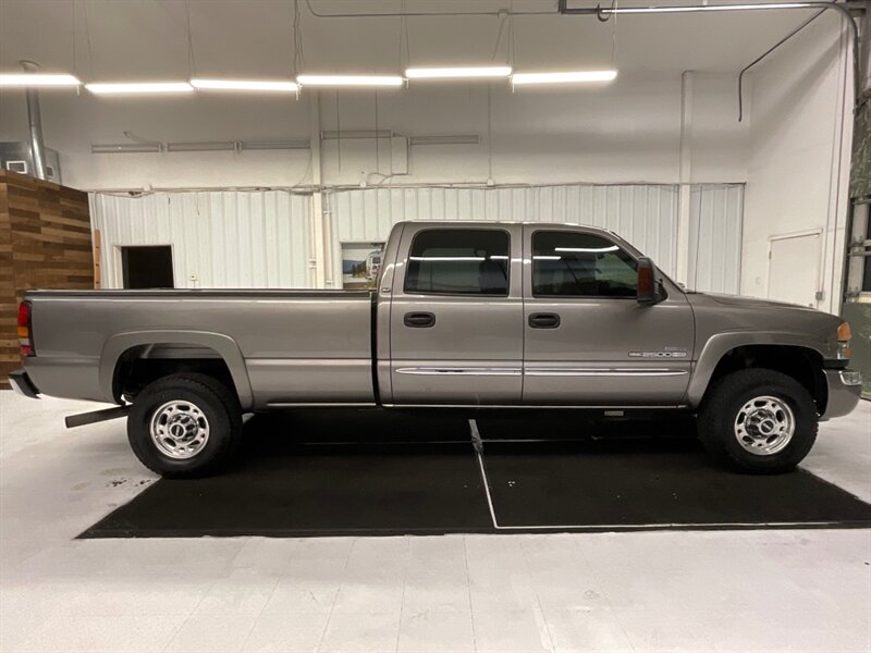 2006 GMC Sierra 2500 SLT Crew Cab 4X4 / 6.6L DIESEL  DURAMAX /LBZ MOTOR  / Leather & Heated Seats / LONG BED - Photo 4 - Gladstone, OR 97027