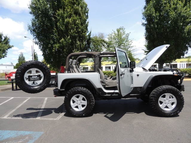 2007 Jeep Wrangler X / 2DR / 4X4 / 6-SPEED / LIFTED LIFTED   - Photo 34 - Portland, OR 97217