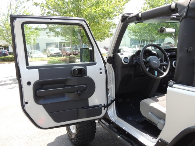 2007 Jeep Wrangler X / 2DR / 4X4 / 6-SPEED / LIFTED LIFTED   - Photo 20 - Portland, OR 97217