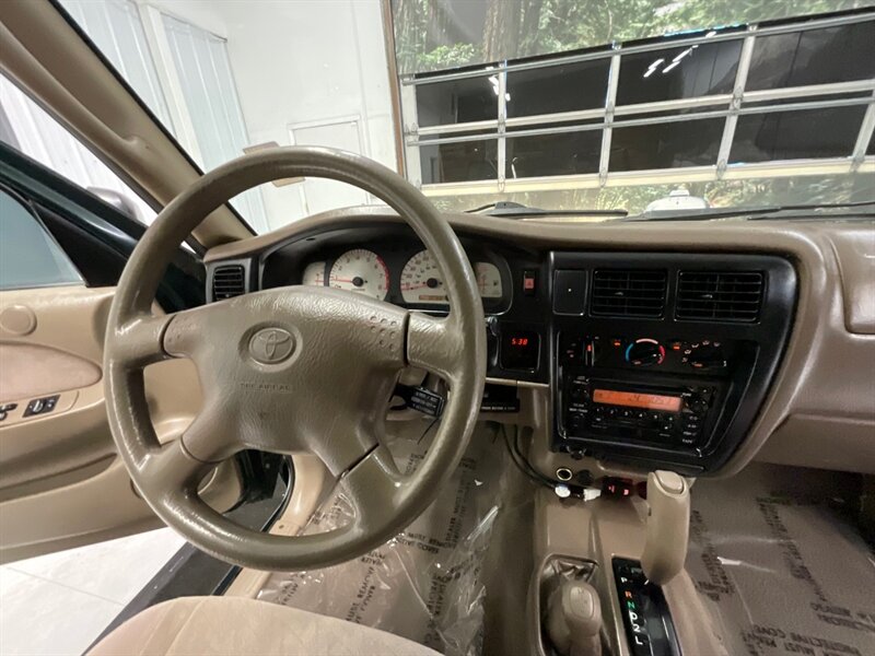 2003 Toyota Tacoma V6 Double Cab 4X4 / 3.4L V6 / E-Locker  / LOCAL TRUCK / RUST FREE / Great Service History - Photo 18 - Gladstone, OR 97027