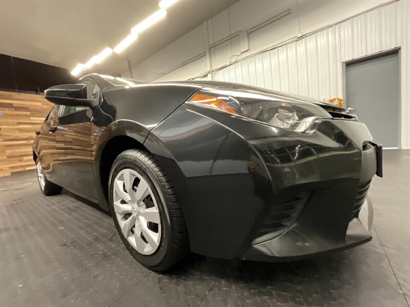 2014 Toyota Corolla LE Plus Sedan / Backup Camera / BRAND NEW TIRES   - Photo 10 - Gladstone, OR 97027