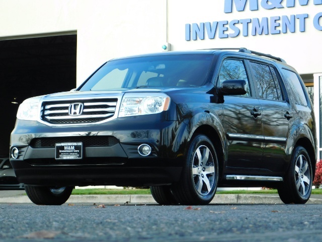 2012 Honda Pilot Touring 4WD / 3RD SEAT / NAV / CAM / 1-OWNER   - Photo 1 - Portland, OR 97217