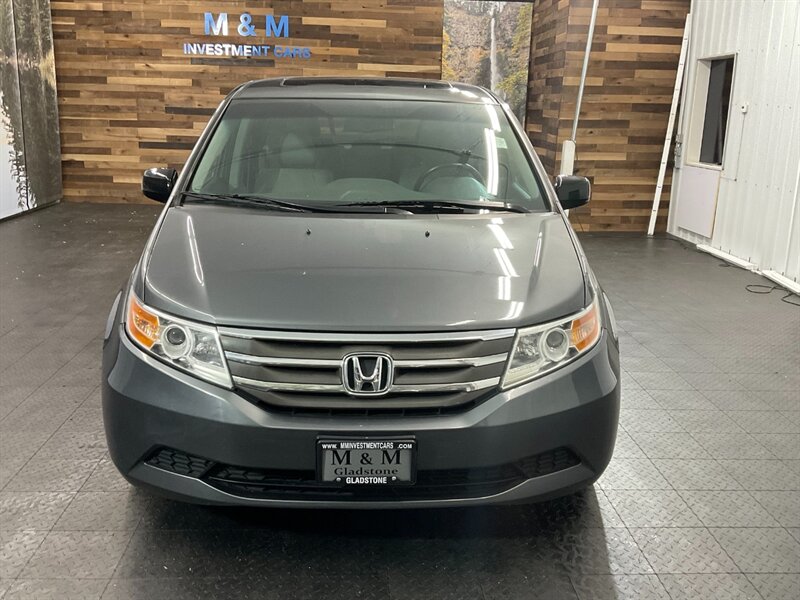 2012 Honda Odyssey EX-L MiniVan / Leather / 1-OWNER /TIMING BELT DONE   - Photo 5 - Gladstone, OR 97027