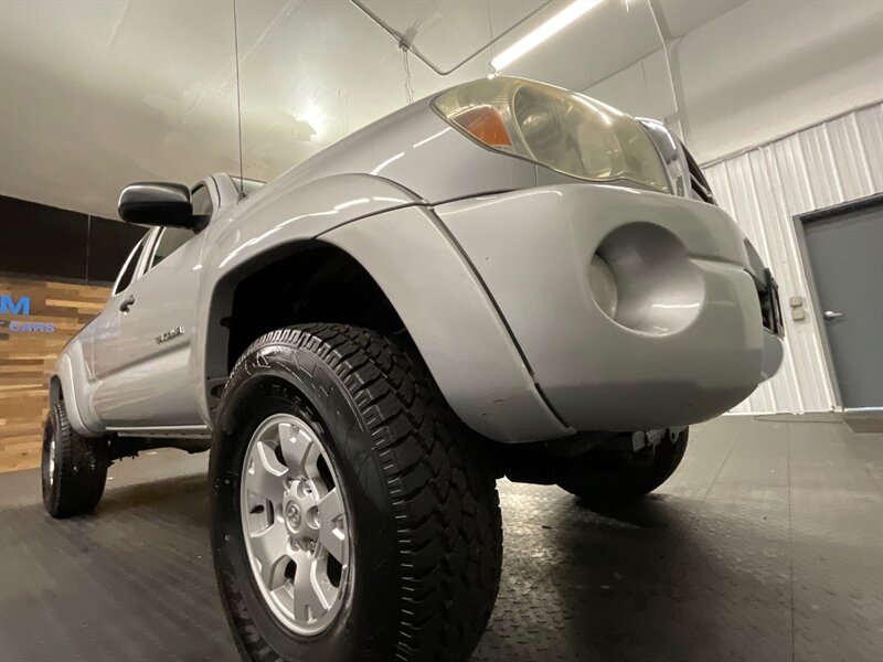 2005 Toyota Tacoma SR5 Access Cab 4X4 /   - Photo 10 - Gladstone, OR 97027