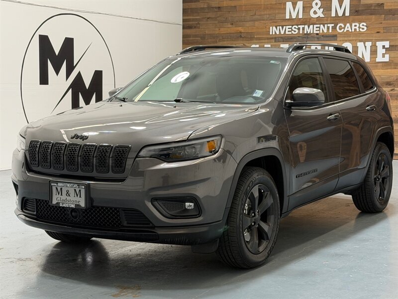 2021 Jeep Cherokee Altitude AWD / 1 OWNER / LEATHER / ONLY 38K MILES / NEW TIRES / LOCEL RUST FREE - Photo 1 - Gladstone, OR 97027