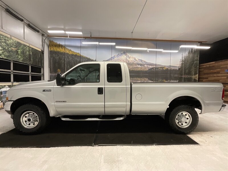 2002 Ford F-250 XLT 4X4 / 7.3L DIESEL / 1-OWNER / 45,000 MILES  / RUST FREE / LONG BED - Photo 3 - Gladstone, OR 97027