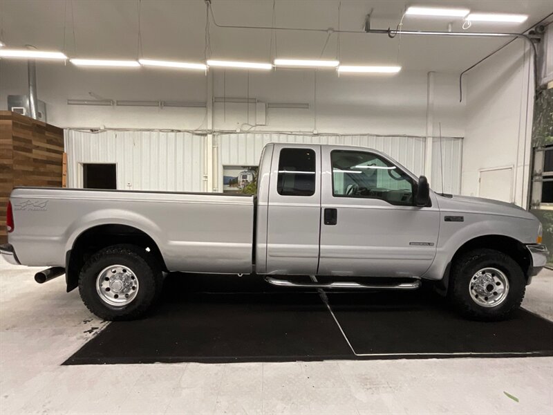 2002 Ford F-250 XLT 4X4 / 7.3L DIESEL / 1-OWNER / 45,000 MILES  / RUST FREE / LONG BED - Photo 4 - Gladstone, OR 97027