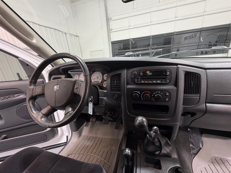 2005 Dodge Ram 2500 BIG HORN 4X4 6-SPEED MANUAL 5.9L DIESEL /50K MILES /1-OWNER LOCAL w. ZERO RUST - Photo 17 - Gladstone, OR 97027
