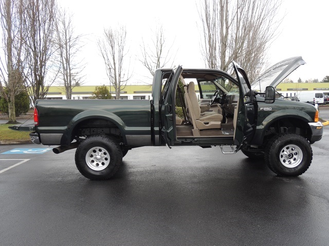 2001 Ford F-250 Super Duty XLT / 4X4 / 7.3L Diesel / LIFTED LIFTED   - Photo 24 - Portland, OR 97217