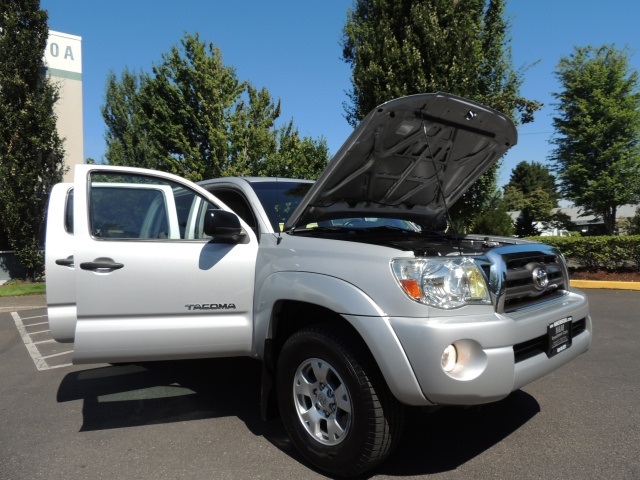 2010 Toyota Tacoma Crew Cab V6 / SR5 / 4X4 / 1-Owner / Excel Cond