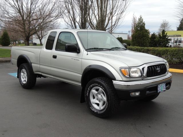 2004 Toyota Tacoma V6 2dr Xtracab 4wd 1 Owner 98800 Miles